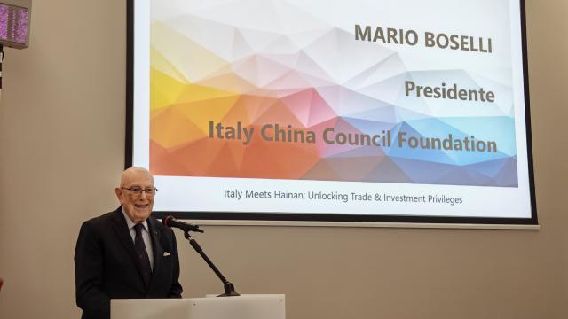 Cina: a Milano presentate le opportunit&agrave; del porto di libero scambio di Hainan