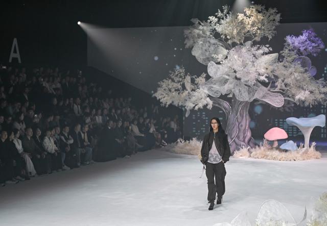 Cina: al via Shanghai Fashion Week 2026 (1)