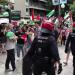 Bilbao, 11° tappa della Vuelta interrotta per una protesta pro-Pal contro la squadra israeliana:  corsa fermata a -3km dal traguardo - VIDEO