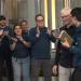 Arriva l'iPhone 17, Tim Cook accoglie i clienti a New York