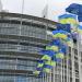Bandiere Ucraina sventolano al Parlamento Europeo nel 4&deg; anniversario dell'invasione russa