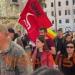 Parte il coro 'Free Palestine' al corteo No Kings a Roma