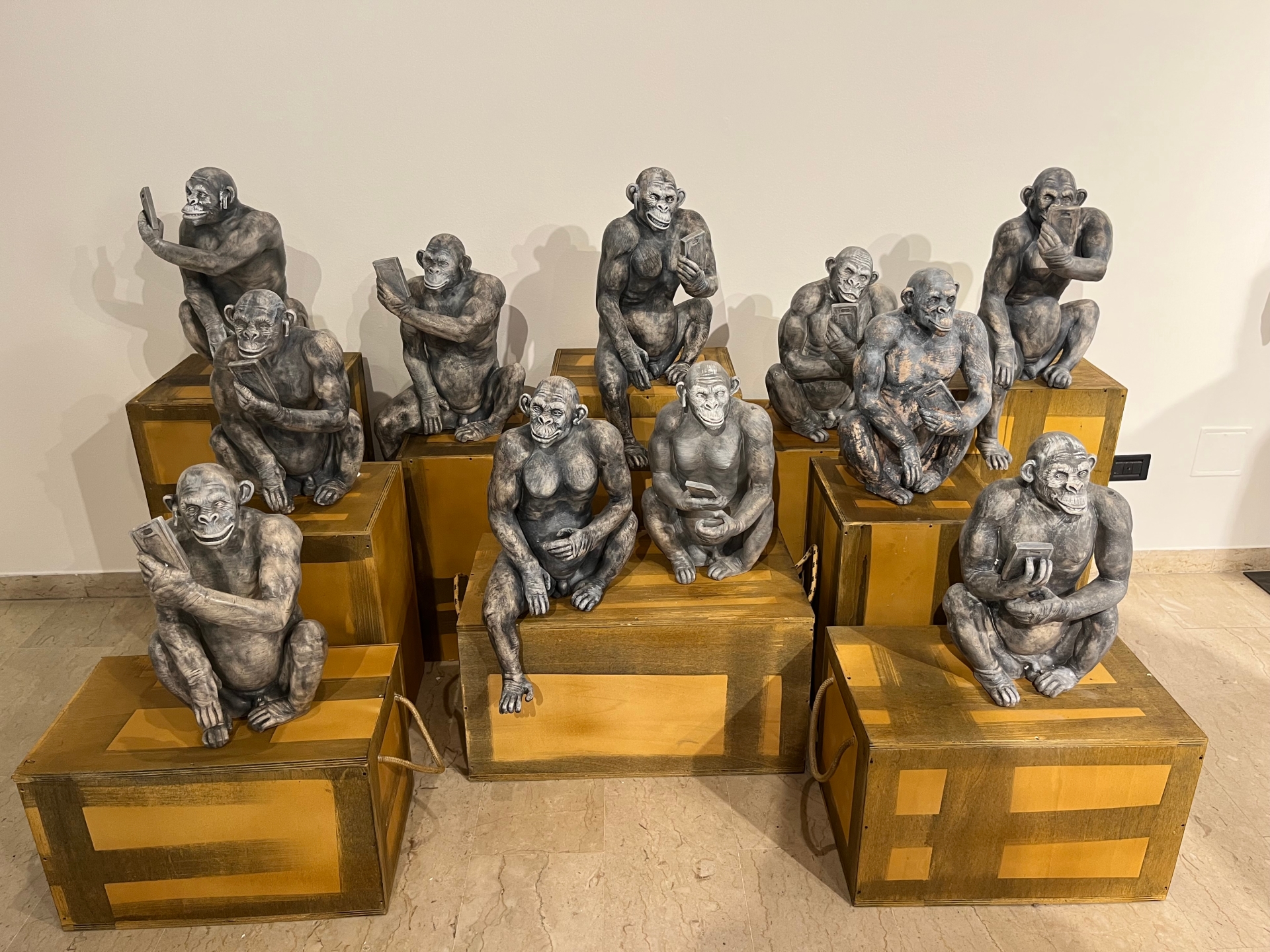 Gruppo scultoreo 'Monkey group' di E. Giannelli - Ph. Alessandra Basile