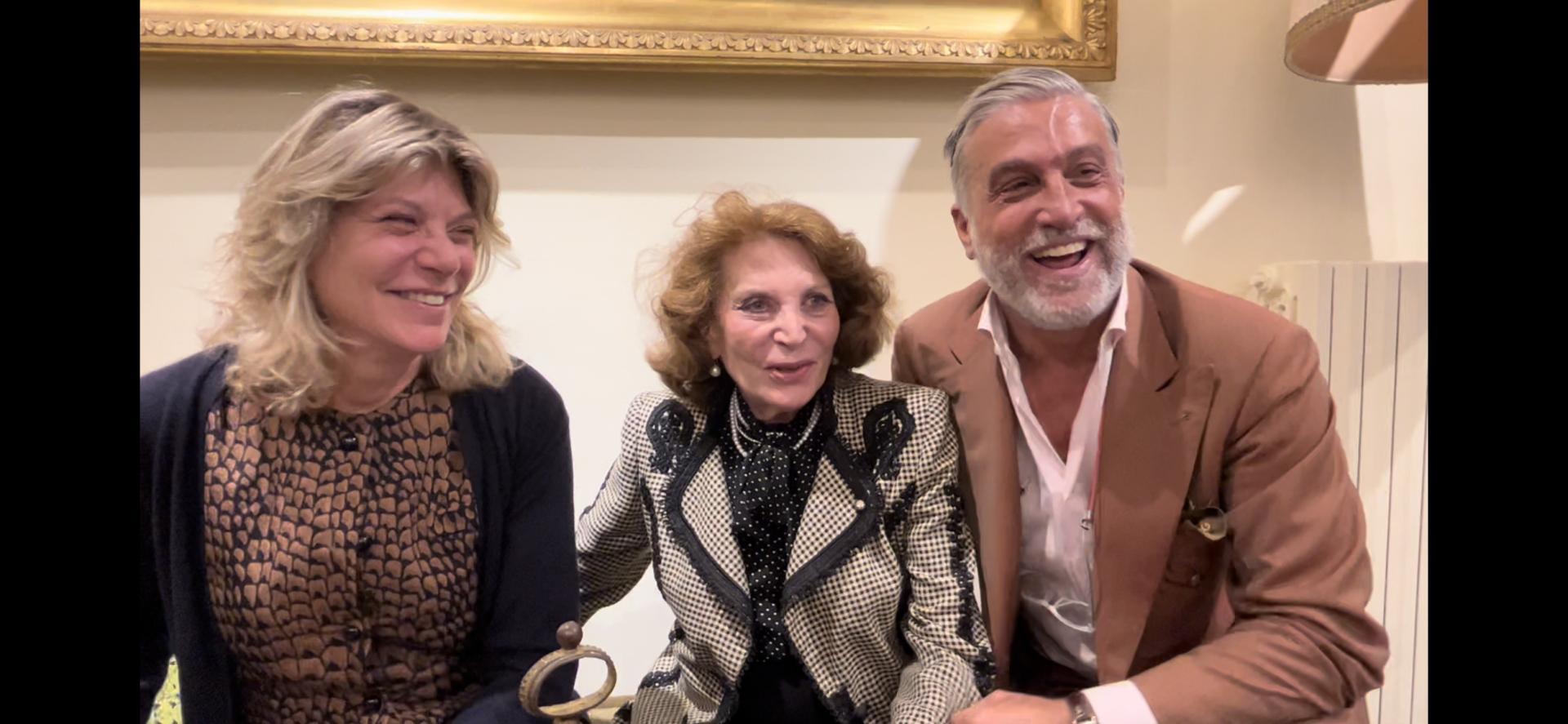 Lella Curiel in mezzo a sua figlia Gigliola Castellini e all'antiquario Emanuele Belotti a "Il Trovatore" - Ph. Alessandra Basile