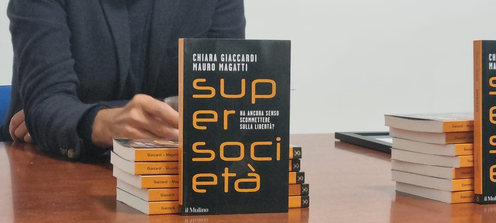 Il libro di Mauro Magatti. Ph. Alessandra Basile