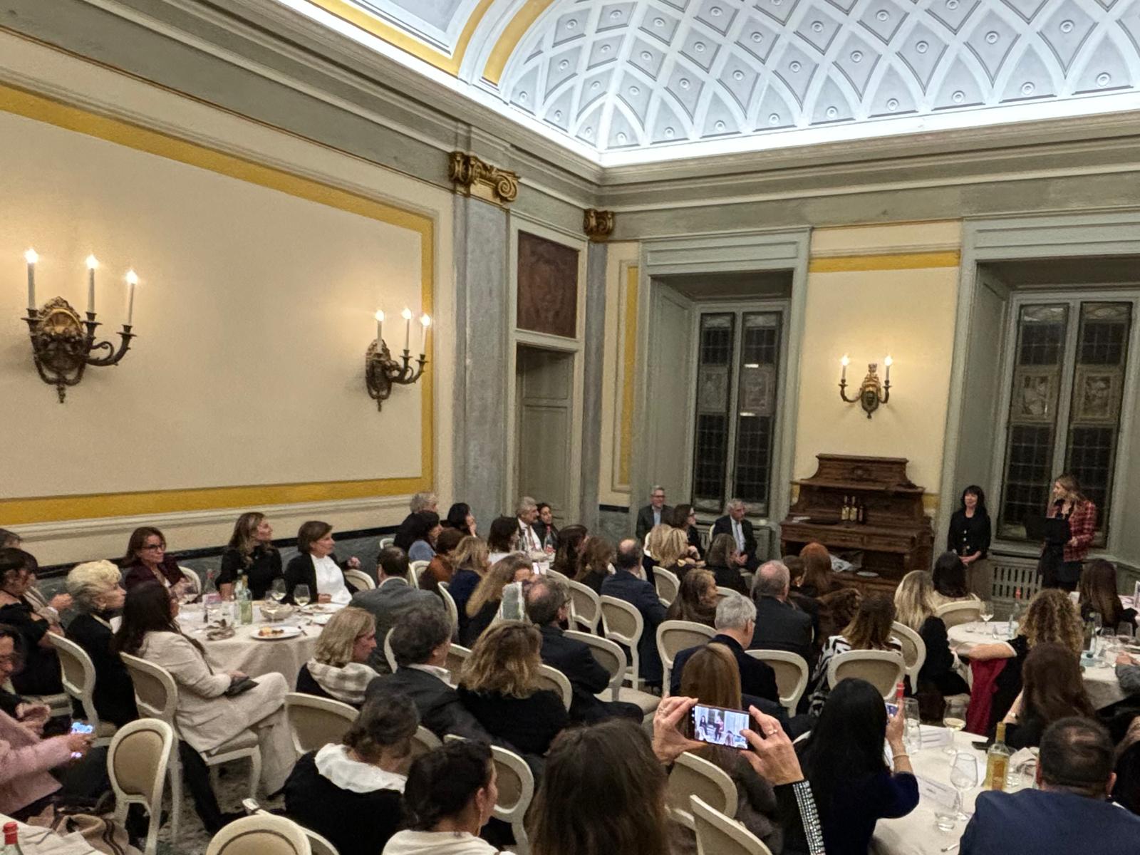La serata organizzata dal Rotary Milano International al Circolo degli Ufficiali