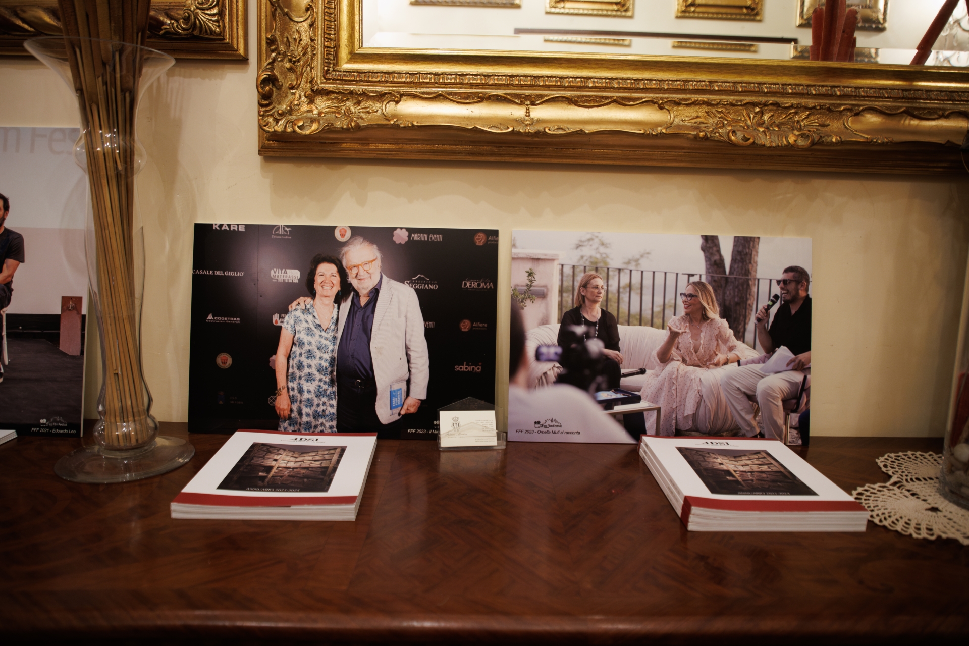 Alcuni scatti, nella dimora storica di Martini, di precedenti serate del FFF; Ph. Gabriele Pallai, fonte: FFF
