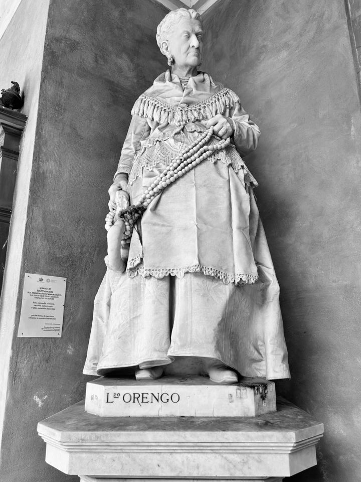 Statua di Caterina Campodonico